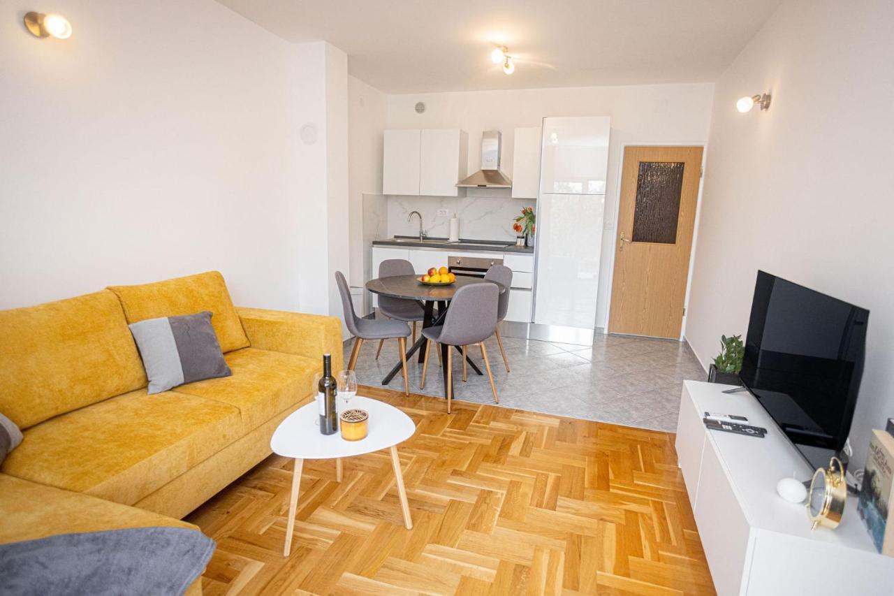 Apartments Veronika Trogir Ngoại thất bức ảnh