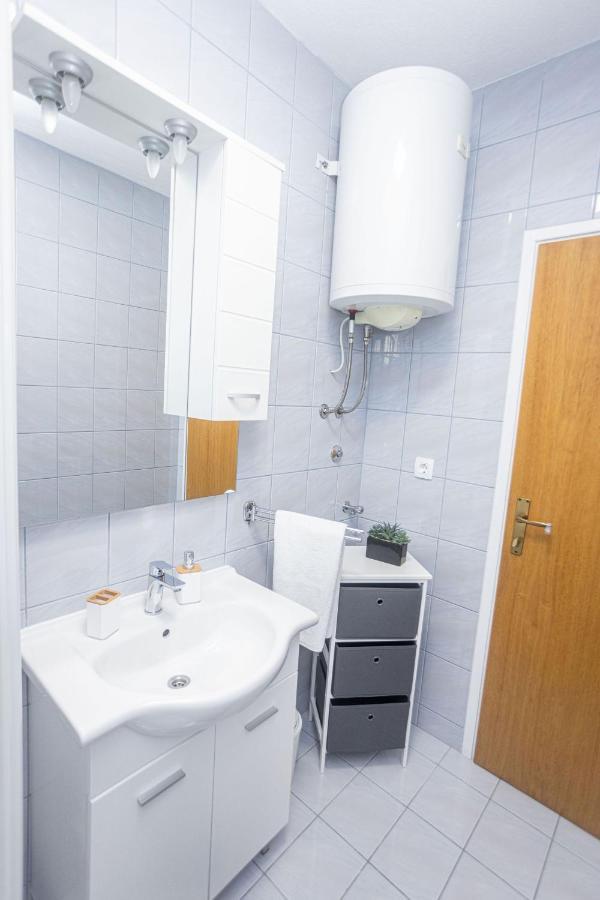Apartments Veronika Trogir Ngoại thất bức ảnh