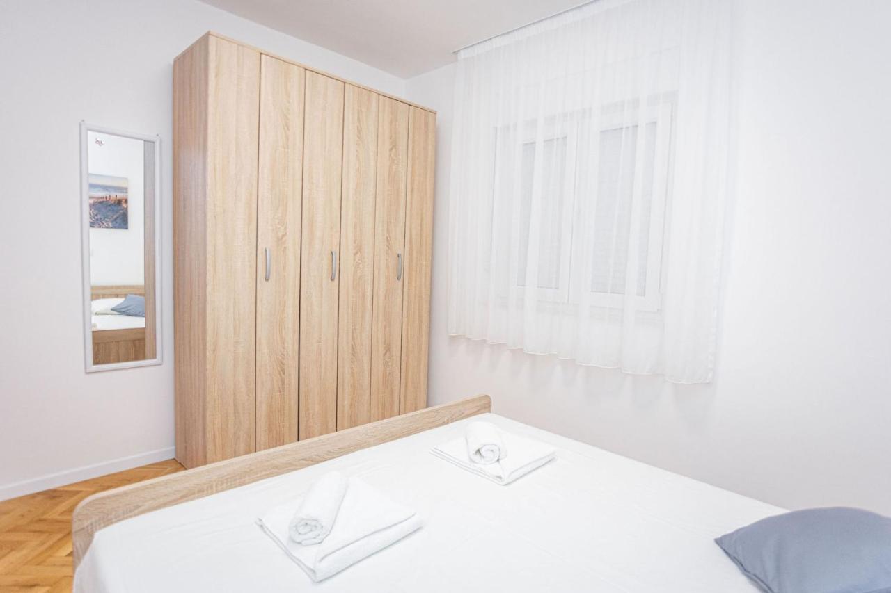 Apartments Veronika Trogir Ngoại thất bức ảnh